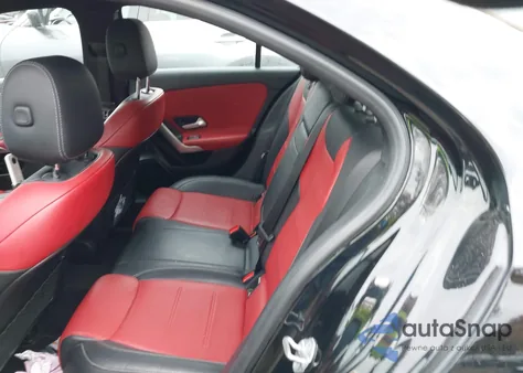 2019 Mercedes-Benz A 220 4Matic из США, поврежденный, VIN WDD3G4FB5KW019822